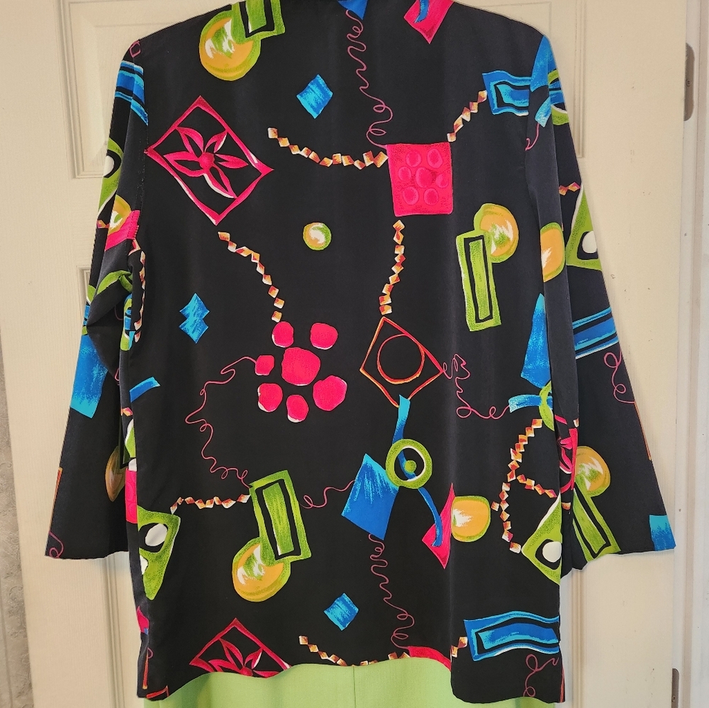 Colorful summer blazer you could wear w/ any color dress or pant. EUC - Picture 2 of 5